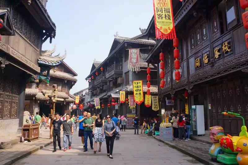 逃离仿真森林